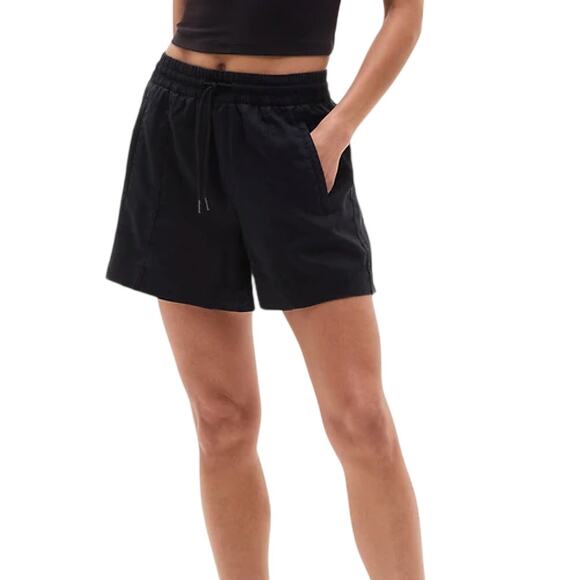 Athleta Pants - Athleta Retreat Linen Mid Rise 4" Short Black Small